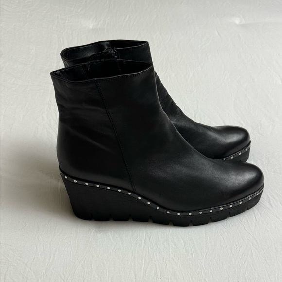 Gabor-Women's Size 8.5 but fit like a size 10 Black Utopia Wedge Heel Ankle Boot - Picture 10 of 12